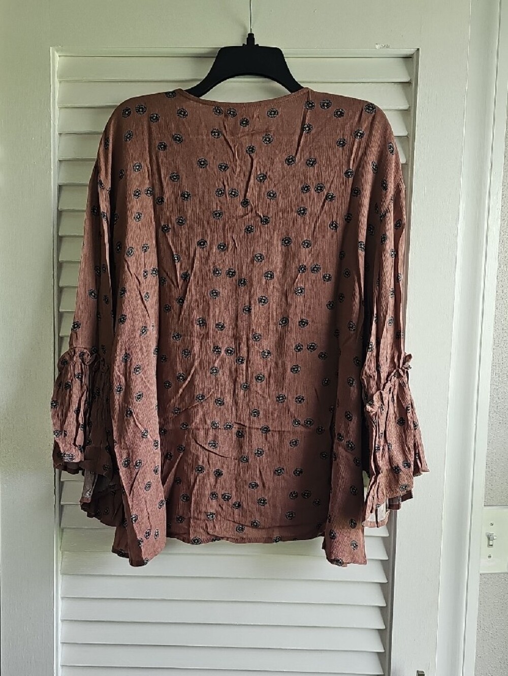 Maurices Mauve Pink Floral Button-Down Blouse - Picture 2 of 2